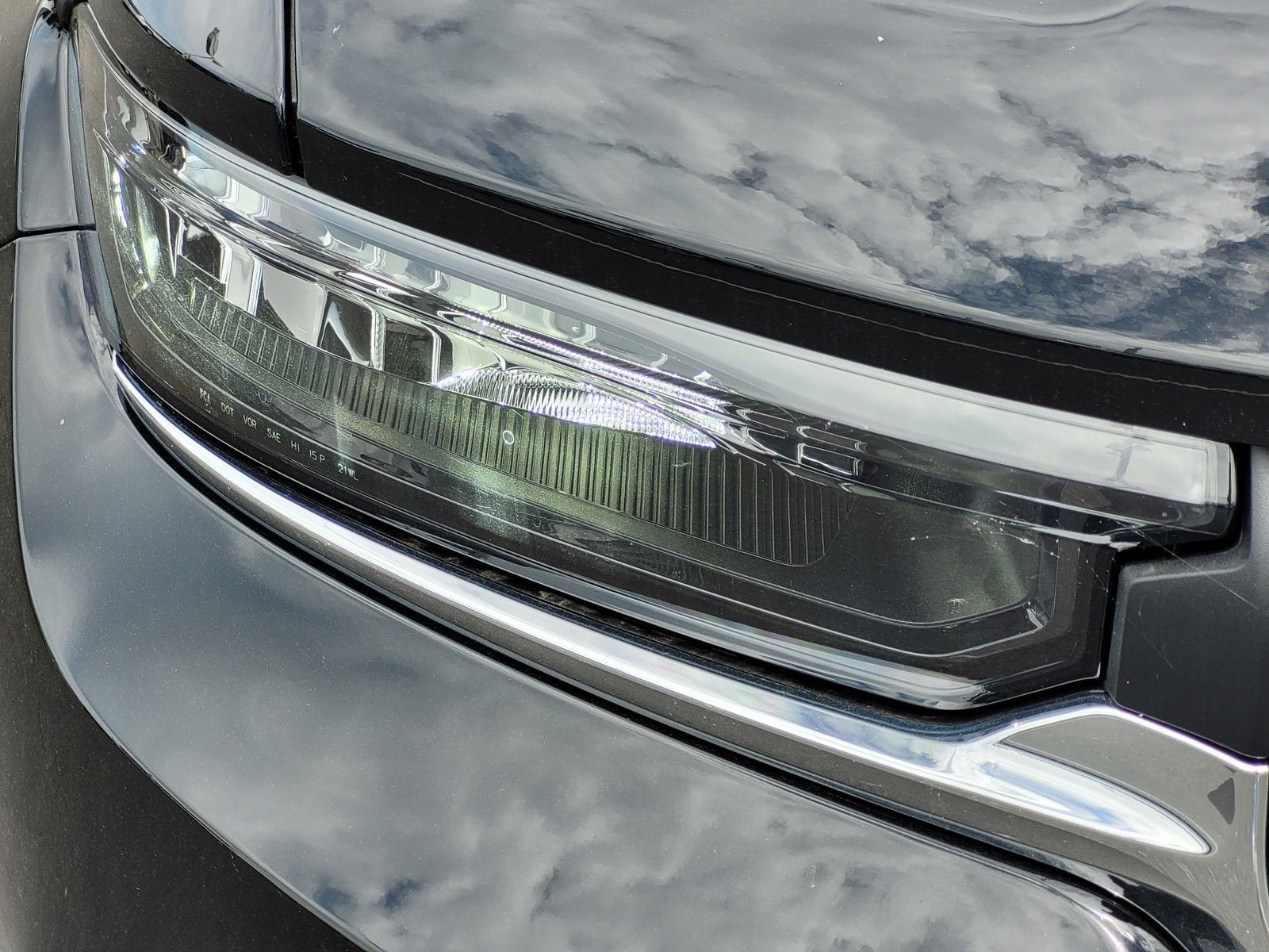 New 2026 Diamond Black Crystal Pearl-Coat Exterior Paint Jeep Laredo image 35