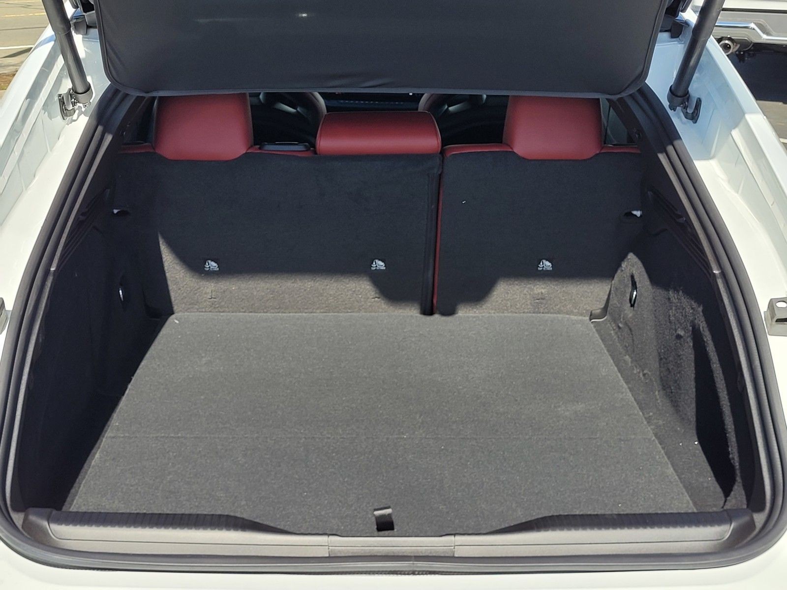 New 2026 White Knuckle Exterior Paint Dodge R/T Scat Pack image 17