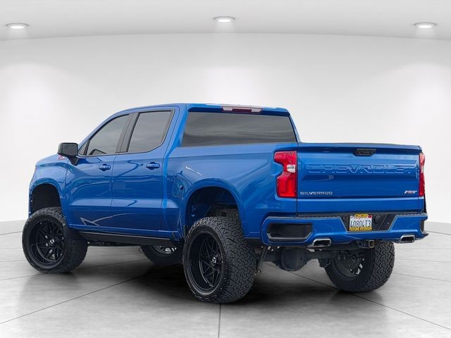 Used 2022 Blue Chevrolet RST image 5