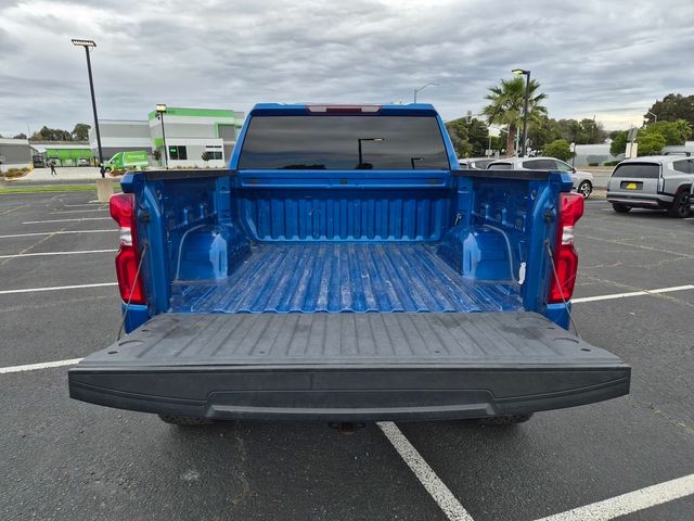 Used 2022 Blue Chevrolet RST image 17