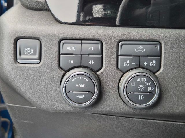 Used 2022 Blue Chevrolet RST image 20