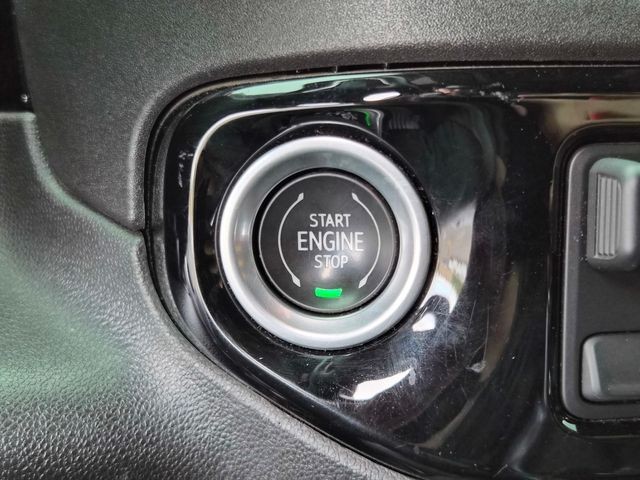 Used 2022 Blue Chevrolet RST image 25