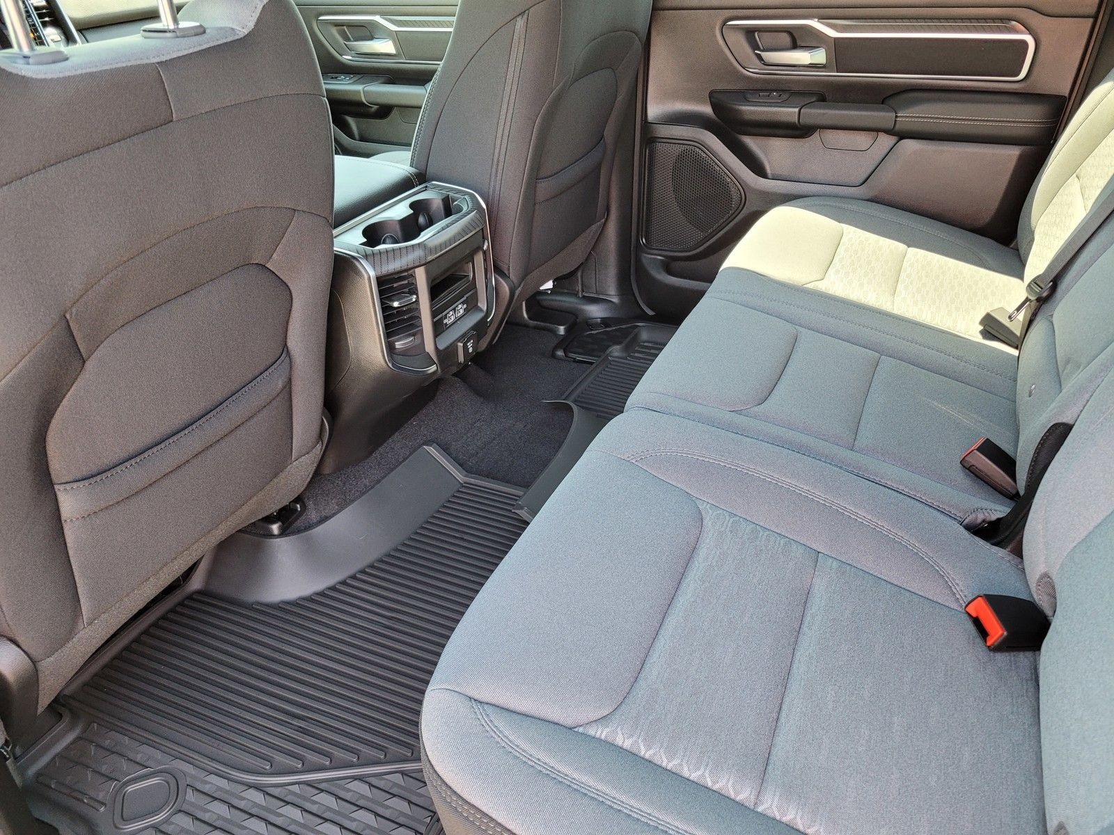 2025 RAM 1500 Big Horn/Lone Star - Photo 6