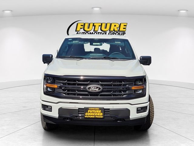 New 2026 Oxford White Ford XLT image 3