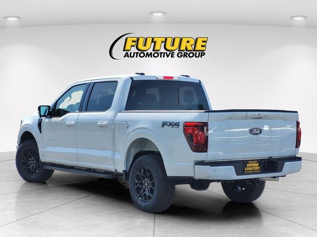 New 2026 Oxford White Ford XLT image 5