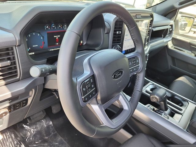 New 2026 Oxford White Ford XLT image 11