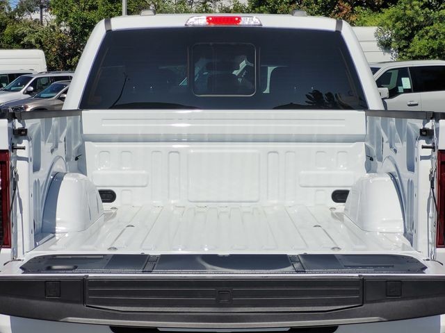 New 2026 Oxford White Ford XLT image 17