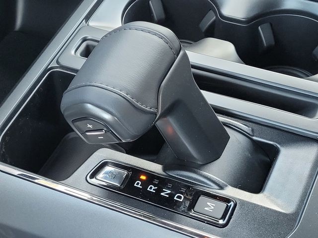 New 2026 Oxford White Ford XLT image 20