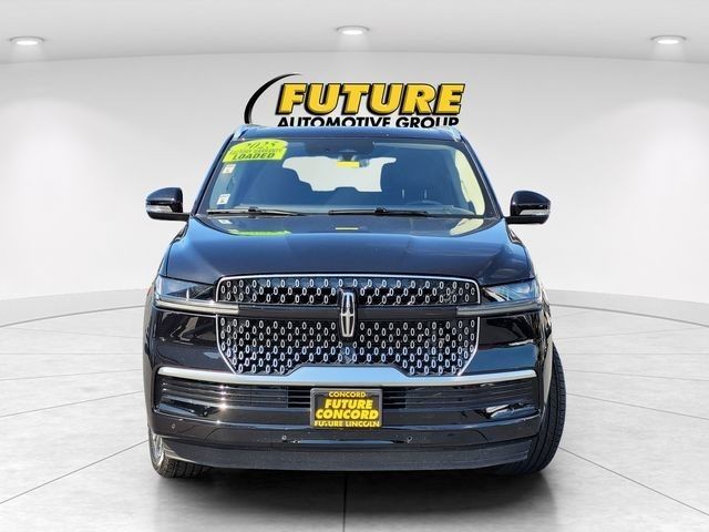 Used 2025 Black Lincoln Reserve image 32