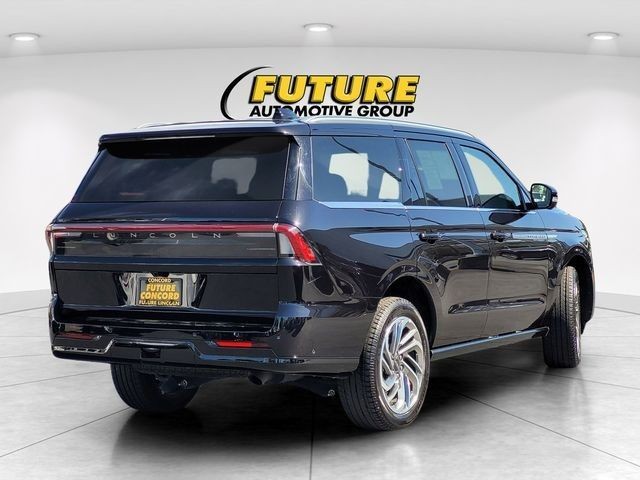 Used 2025 Black Lincoln Reserve image 35