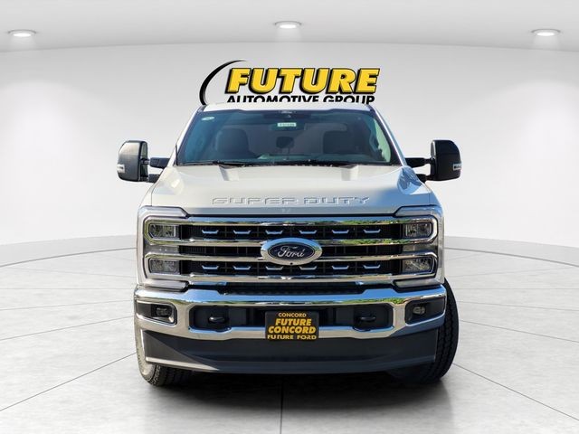 New 2026 Oxford White Ford F-250® XLT image 3