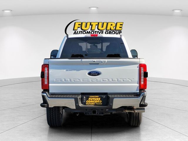 New 2026 Oxford White Ford F-250® XLT image 4