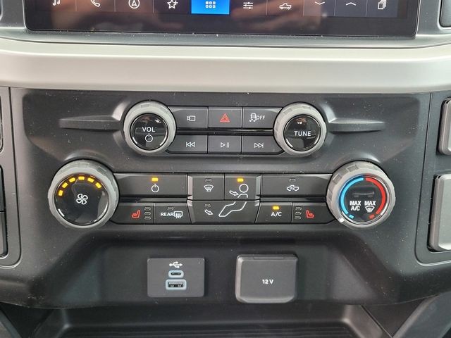 New 2026 Oxford White Ford F-250® XLT image 22