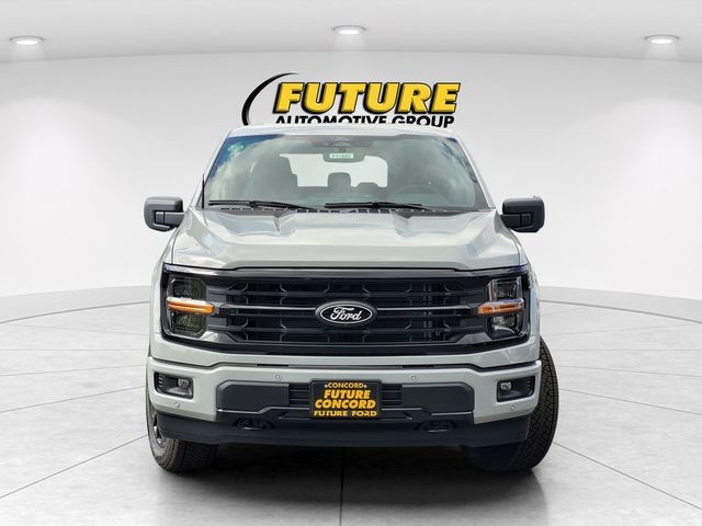 New 2026 Avalanche Ford XLT image 3