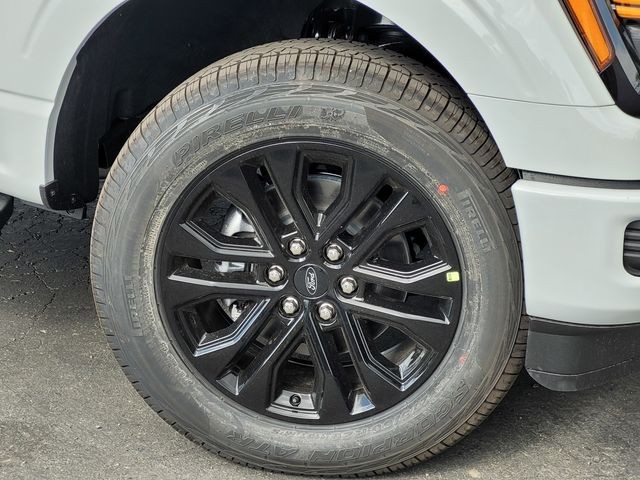 New 2026 Avalanche Ford XLT image 9