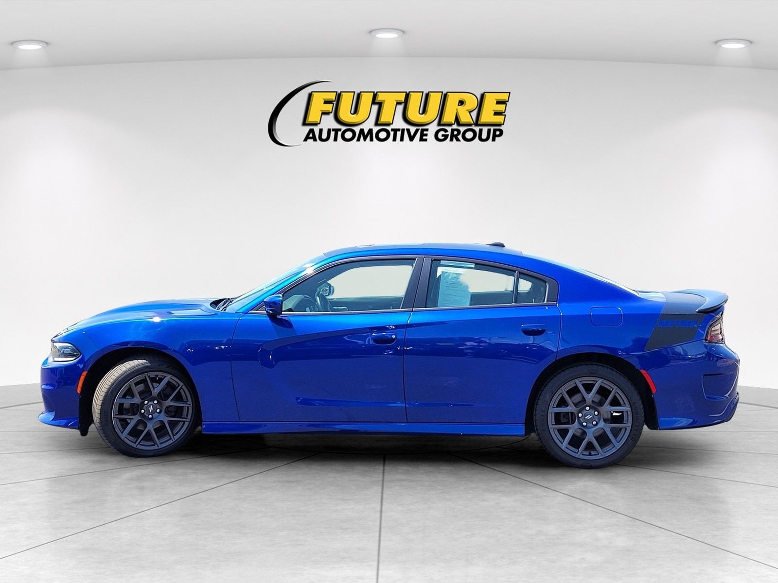 Used 2018 Blue Dodge R/T image 8