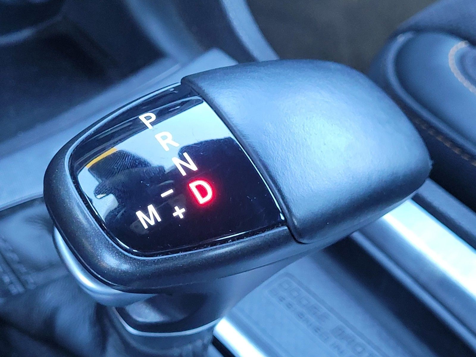Used 2018 Blue Dodge R/T image 21