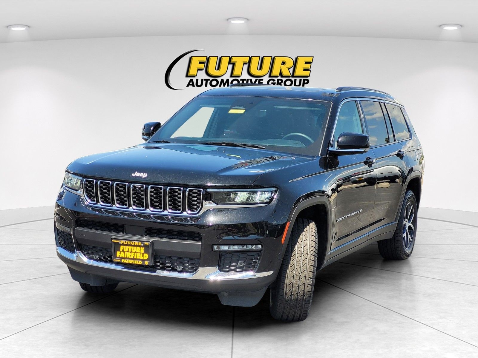 Used 2024 Black Jeep Limited image 3