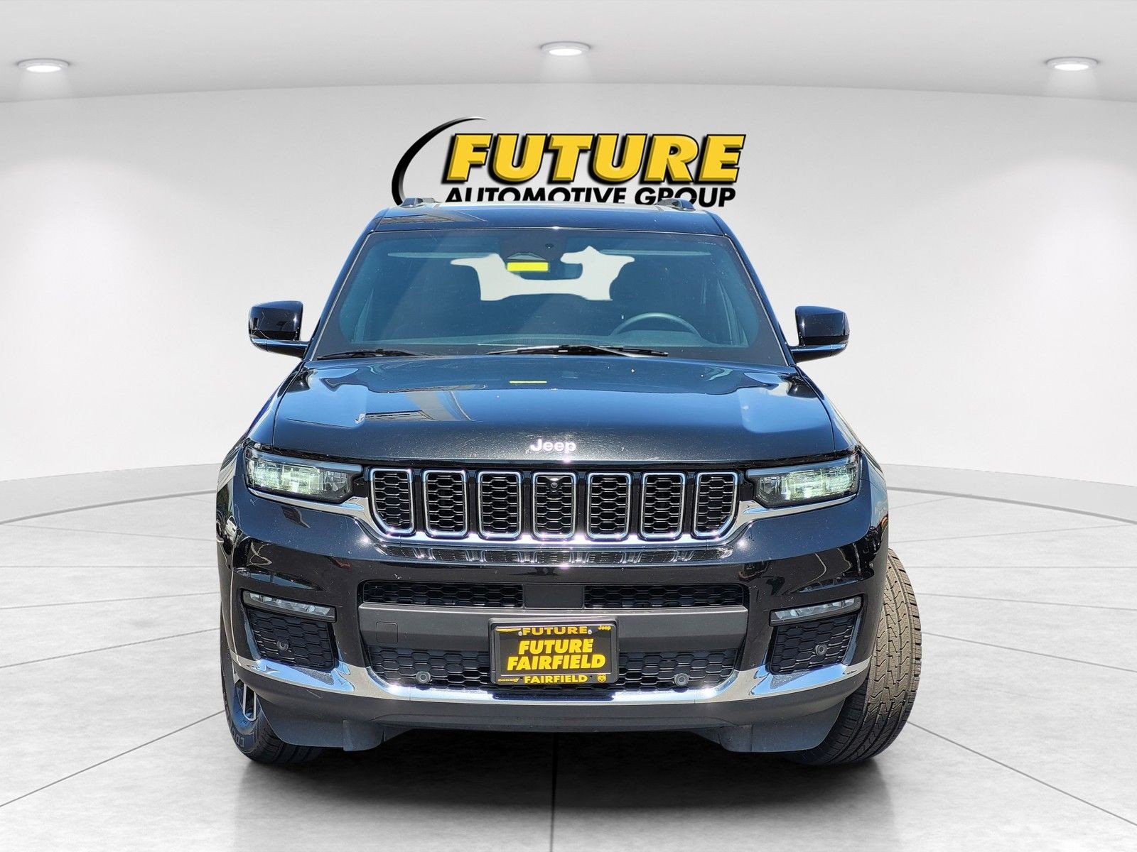 Used 2024 Black Jeep Limited image 4