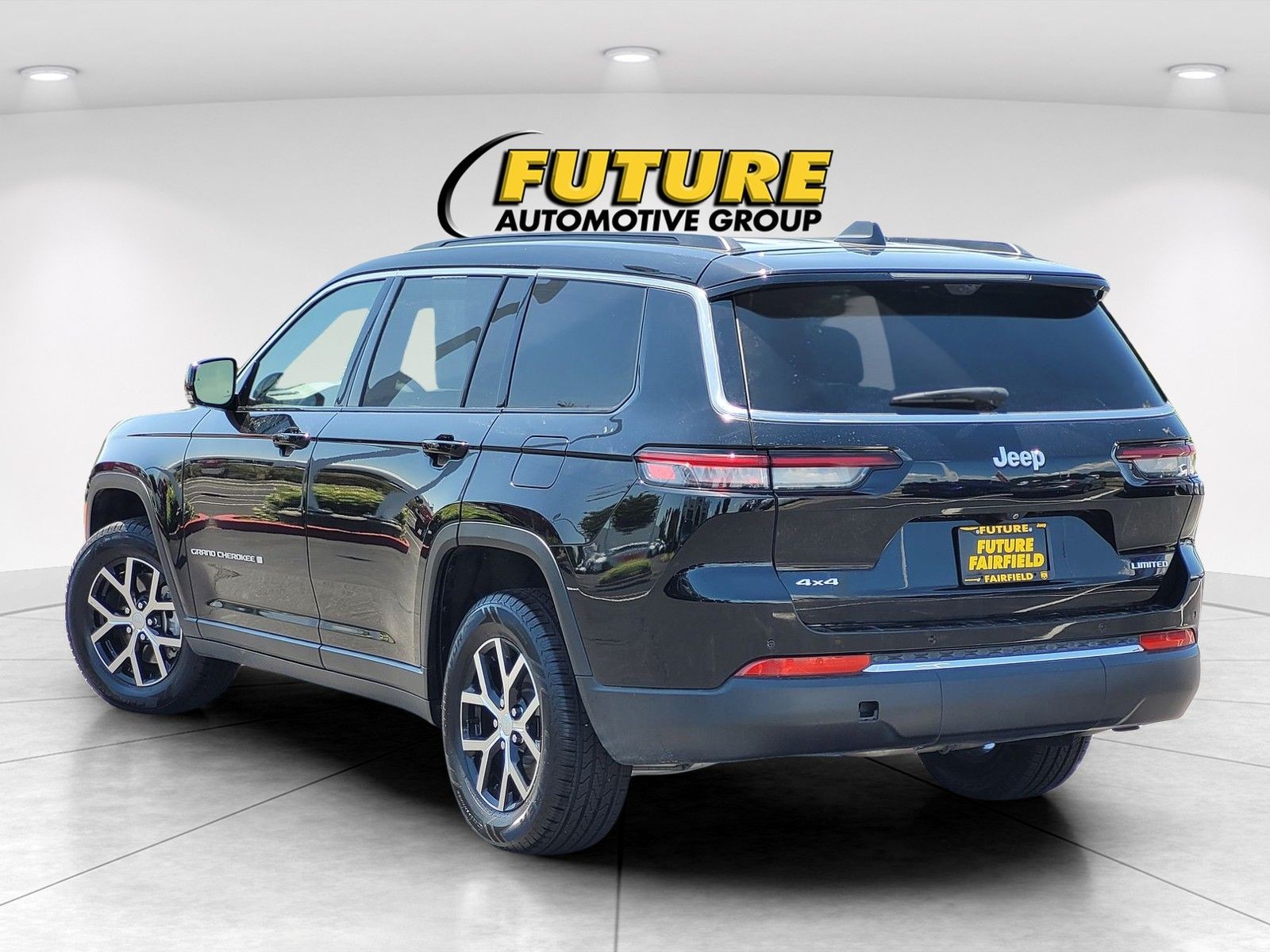 Used 2024 Black Jeep Limited image 6