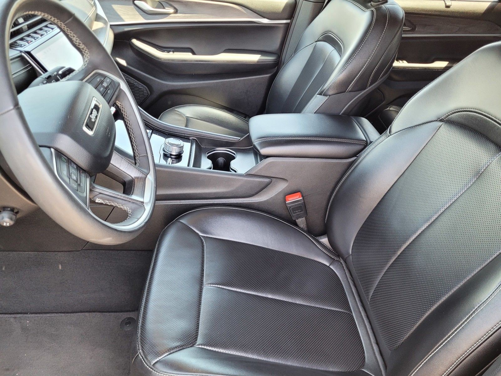 Used 2024 Black Jeep Limited image 16