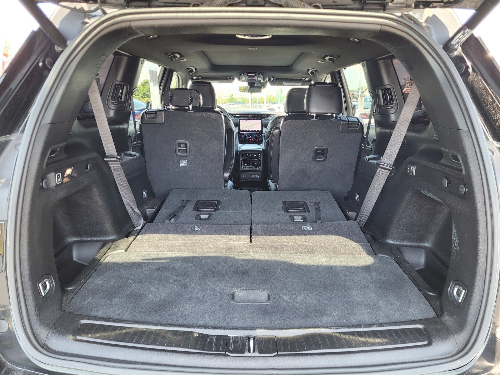 Used 2024 Black Jeep Limited image 18