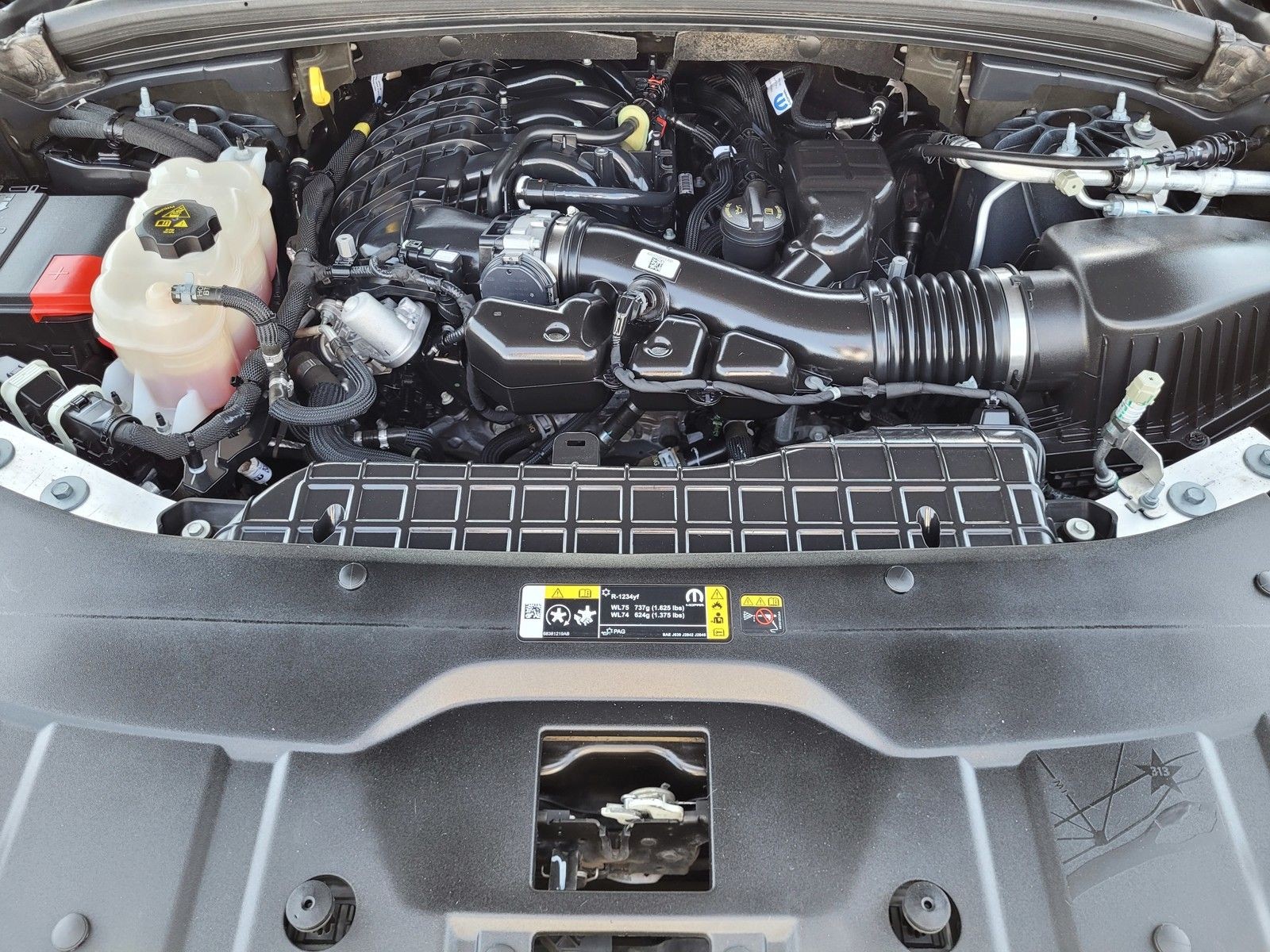 Used 2024 Black Jeep Limited image 28