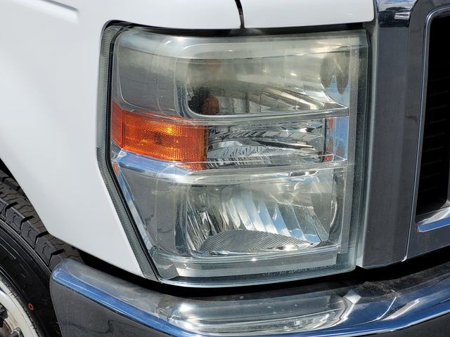 Used 2013 Oxford White Ford XLT image 11