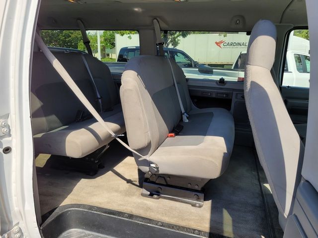 Used 2013 Oxford White Ford XLT image 17