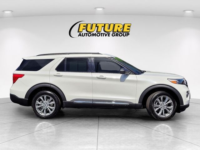 Used 2023 White Ford XLT image 9