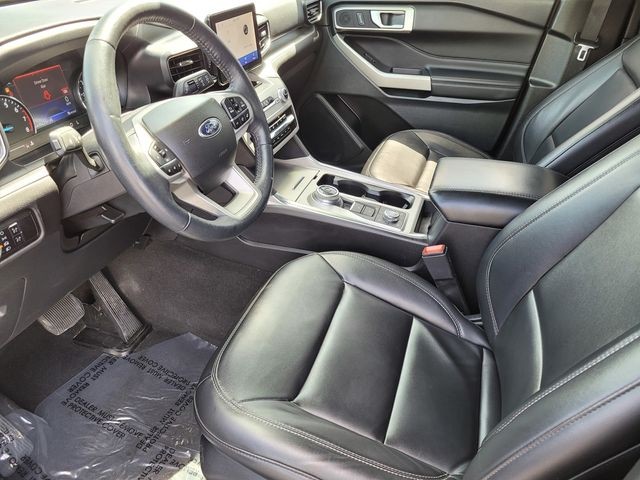 Used 2023 White Ford XLT image 12