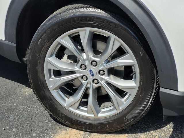 Used 2023 White Ford XLT image 38