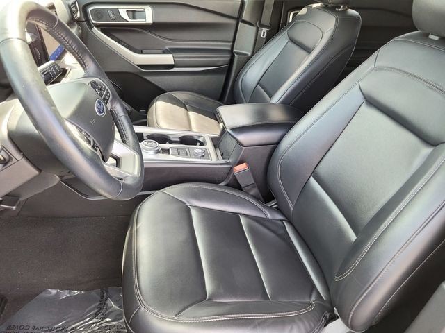 Used 2023 White Ford XLT image 44
