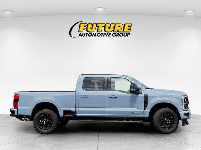 Used 2025 Gray Ford Lariat image 9