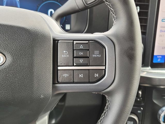 Used 2025 Gray Ford Lariat image 22