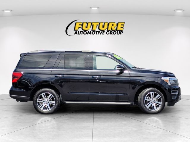 Used 2024 Black Ford Limited image 9