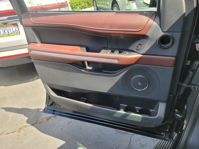 Used 2024 Black Ford Limited image 26