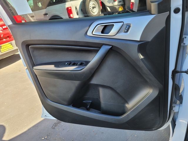 Used 2021 White Ford XLT image 27