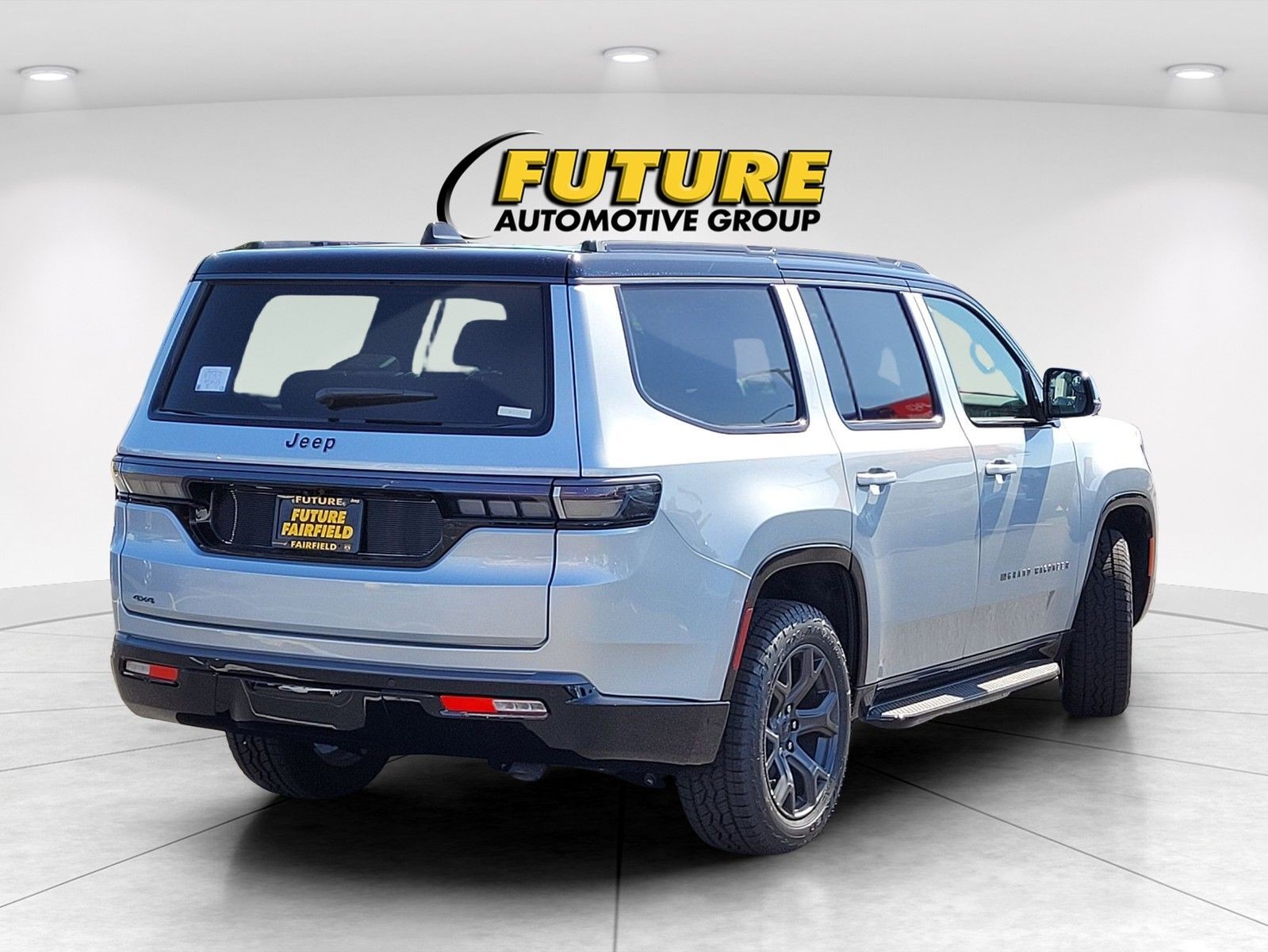 New 2026 Silver-Zynith Exterior Paint Jeep Upland image 6