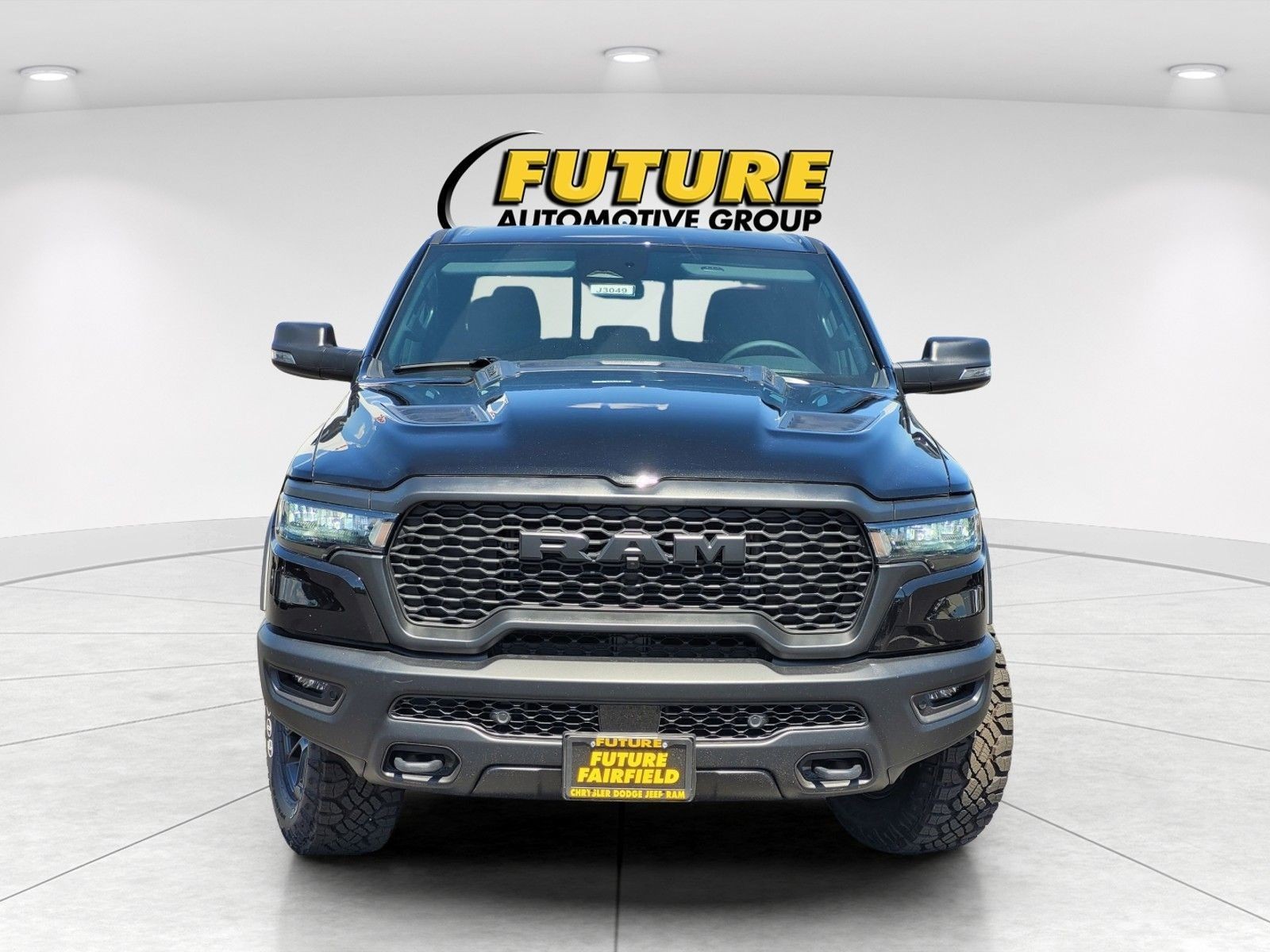 New 2026 Diamond Black Crystal Pearl-Coat Exterior Paint RAM Rebel image 28