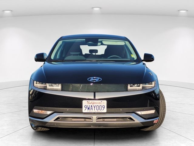 Certified Used 2024 Black Hyundai SEL image 3