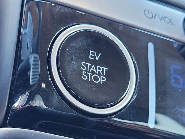 Certified Used 2024 Black Hyundai SEL image 23