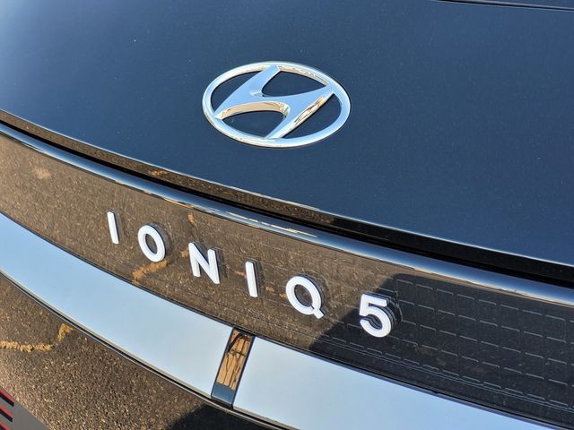 Certified Used 2024 Black Hyundai SEL image 24
