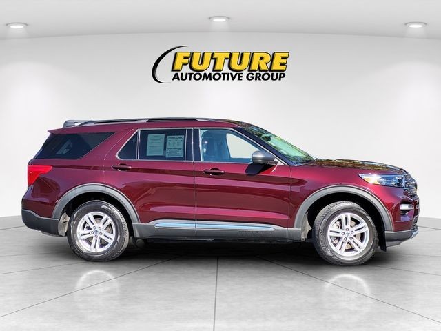 Used 2022 Red Ford XLT image 9