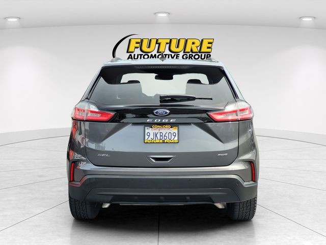 Used 2024 Gray Ford SEL image 5