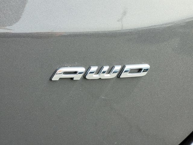 Used 2024 Gray Ford SEL image 27