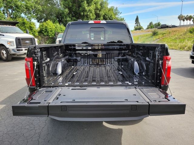 New 2026 Agate Black Metallic Ford Tremor® image 17