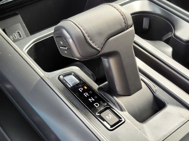 New 2026 Agate Black Metallic Ford Tremor® image 20
