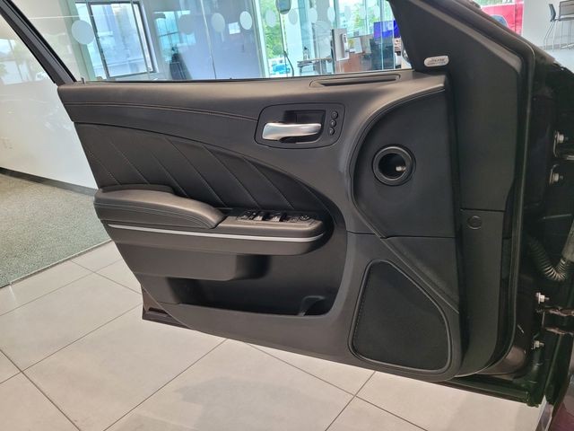 Used 2022 Purple Dodge R/T Scat Pack Widebody image 26