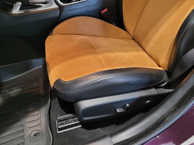 Used 2022 Purple Dodge R/T Scat Pack Widebody image 29